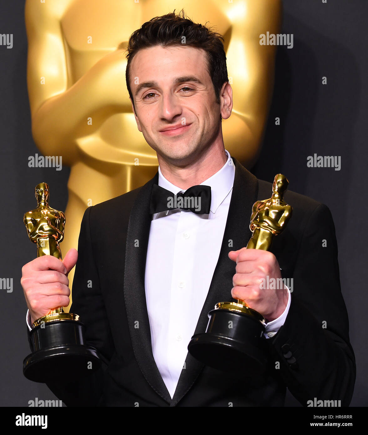 Hollywood, Californie, USA. Feb 26, 2017. Justin Hurwitz dans la salle de presse à la 89e session annuelle des Academy Awards au Kodak Theater. Credit : Lisa O'Connor/ZUMA/Alamy Fil Live News Banque D'Images