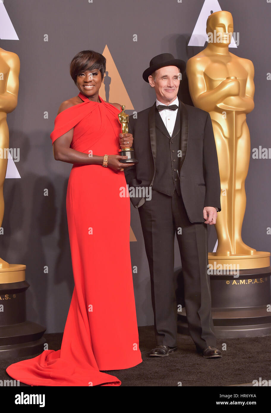 Hollywood, Ca. 26 février 2017. Alto Davis, Mark Rylance, À La 89 E Édition Annuelle Des Academy Awards Press Room Au Hollywood & Highland Center, Californie, Le 26 Février 2017. Crédit: Media Punch/Alay Live News Banque D'Images