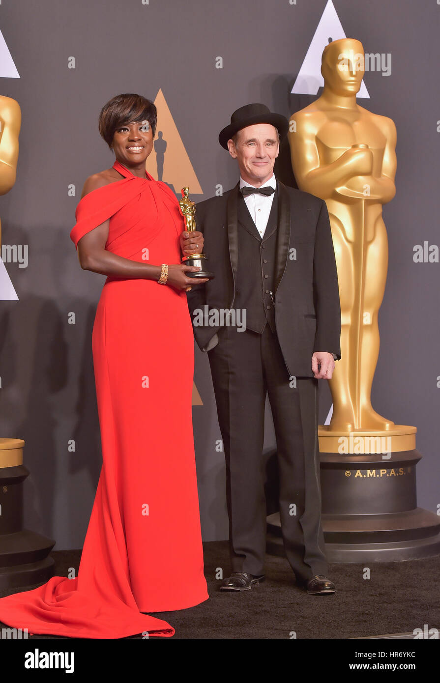 Hollywood, Ca. 26 février 2017. Alto Davis, Mark Rylance, À La 89 E Édition Annuelle Des Academy Awards Press Room Au Hollywood & Highland Center, Californie, Le 26 Février 2017. Crédit: Media Punch/Alay Live News Banque D'Images