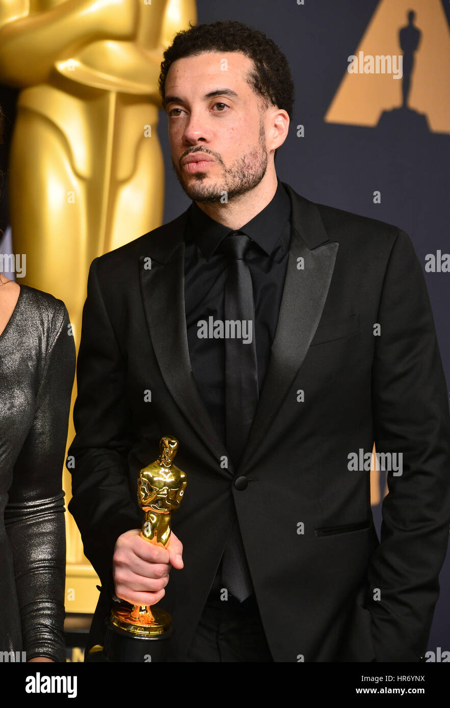 Ezra Edelman 89e Academy Awards (Oscars), salle de presse au Dolby Theatre de Los Angeles. Le 26 février 2017. Banque D'Images