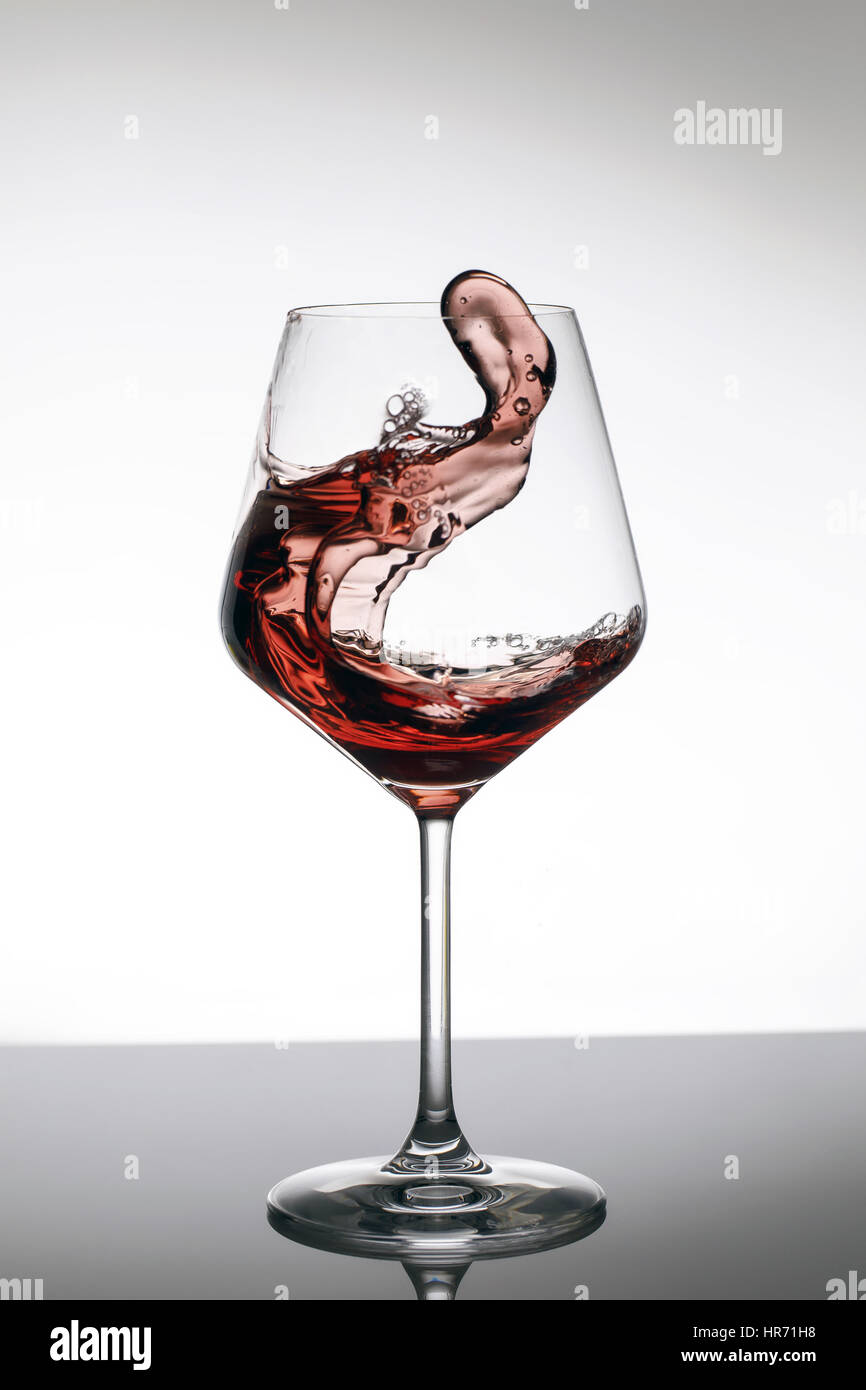 Rotweinglas mit Rotwein | Verwendung weltweit/photo alliance Banque D'Images