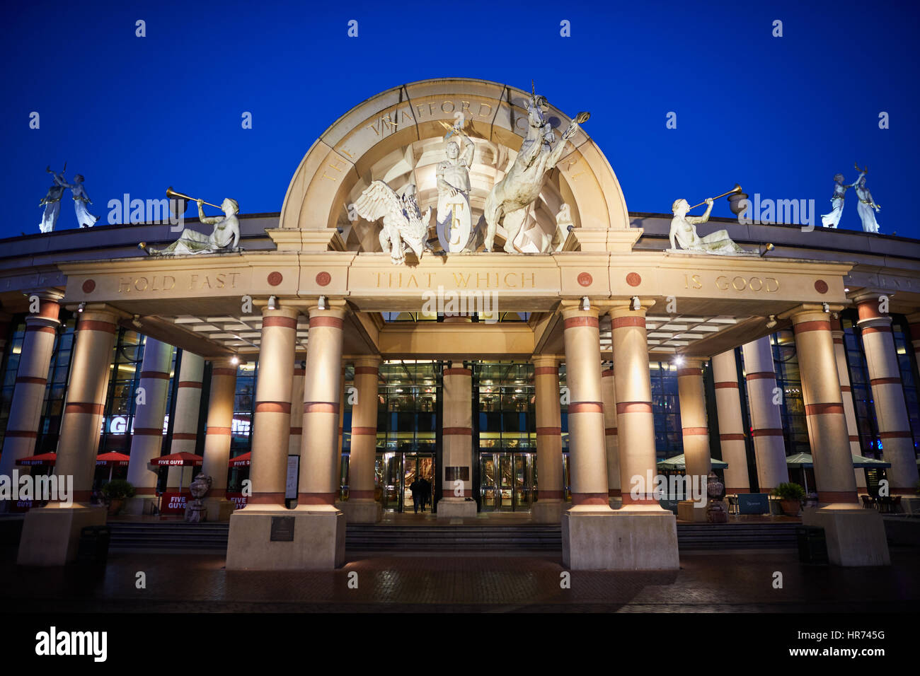 Grande entrée extérieur pour l'Intu Grande Salle Orient, Trafford Centre au centre commercial center complex Dunplington, Manchester, Angleterre, Royaume-Uni. Banque D'Images