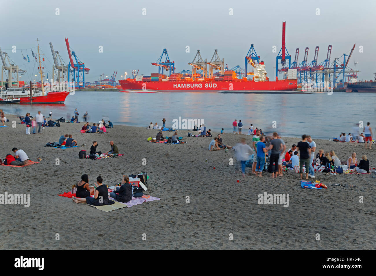 Elbe rive dans Oevelgoenne, Hambourg, Allemagne, Europe Banque D'Images