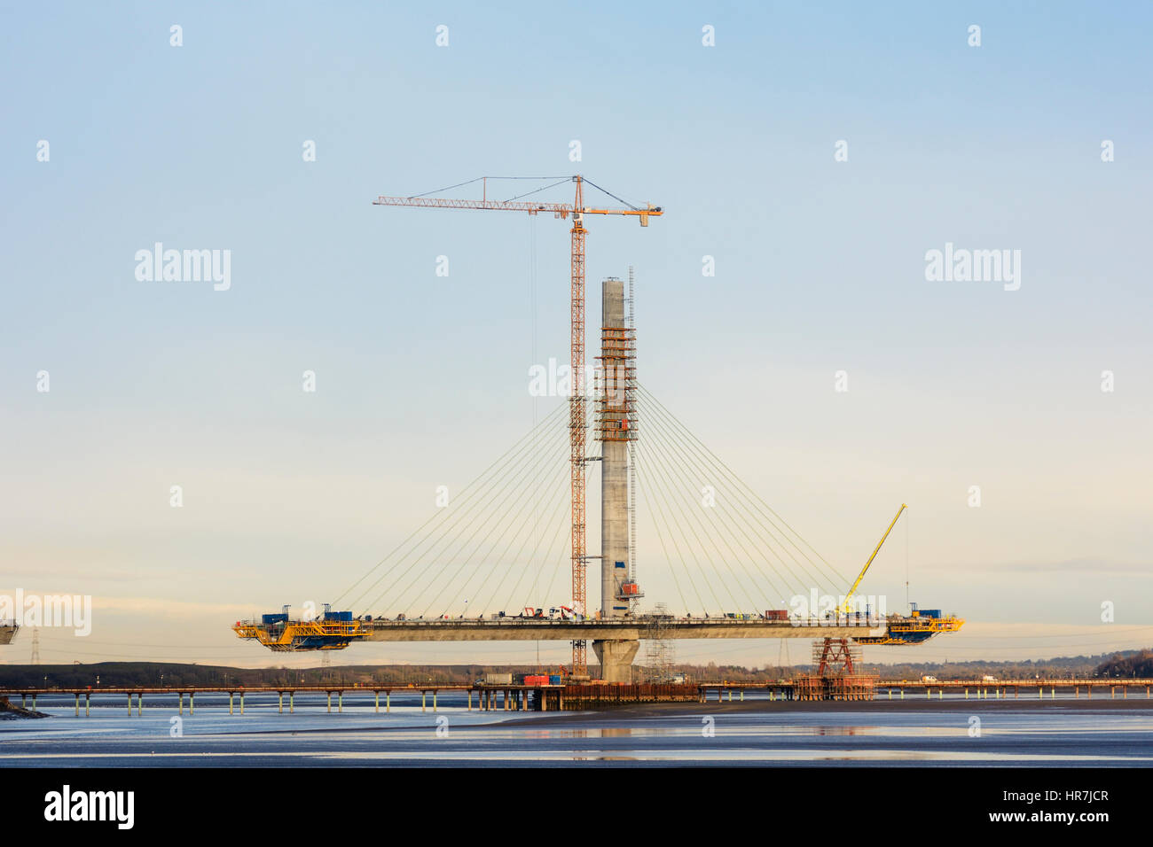 Construction de nouveaux Runcorn Widnes Pont sur la rivière Mersey. Le Mersey Gateway Projet de construction. Banque D'Images