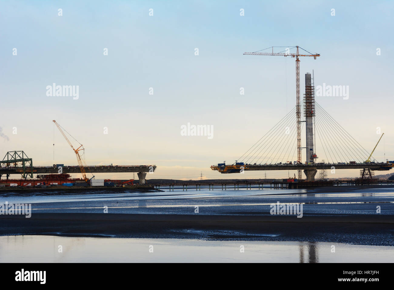 Construction de nouveaux Runcorn Widnes Pont sur la rivière Mersey. Le Mersey Gateway Projet de construction. Banque D'Images