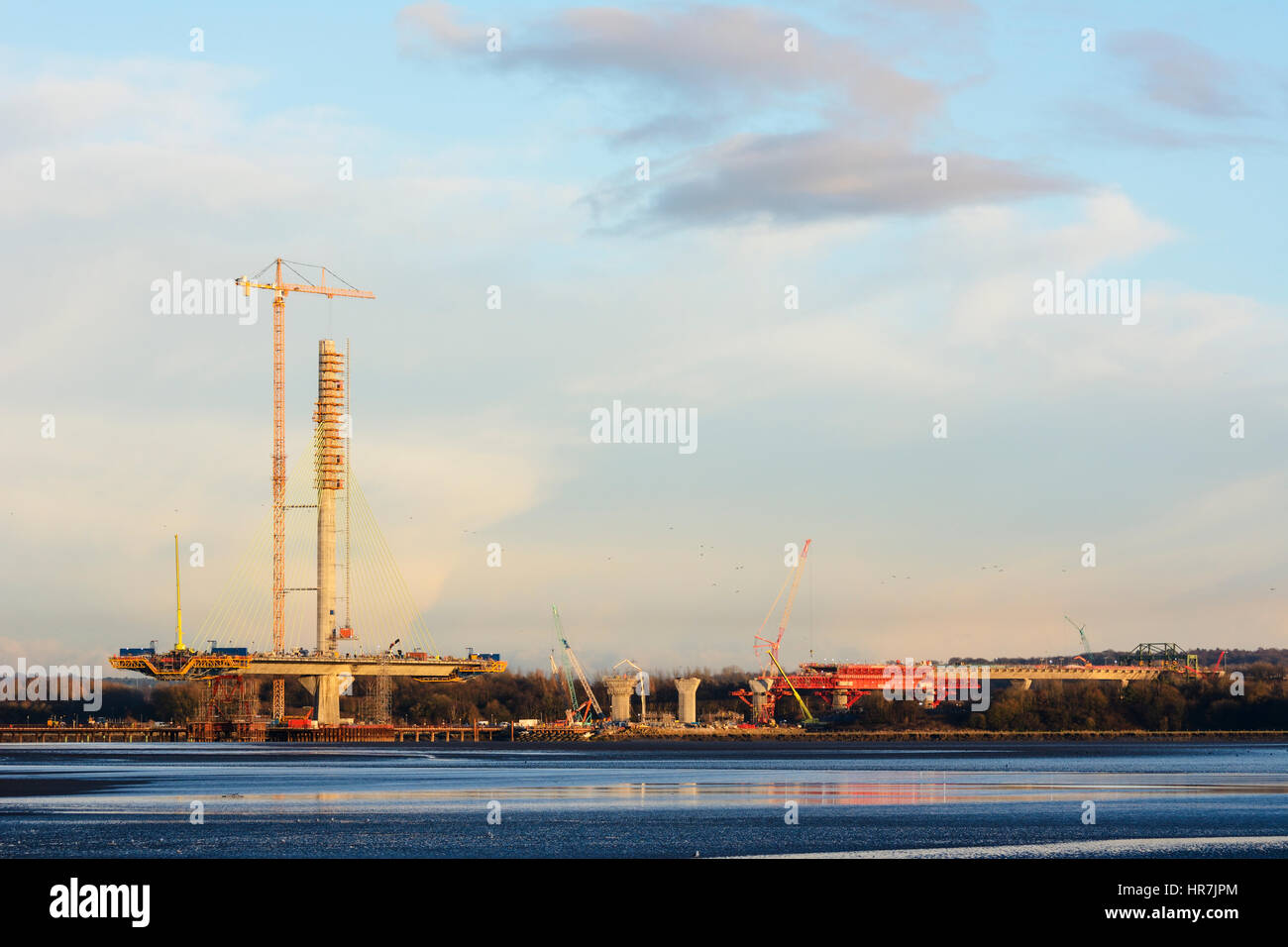Construction de nouveaux Runcorn Widnes Pont sur la rivière Mersey. Le Mersey Gateway Projet de construction. Banque D'Images