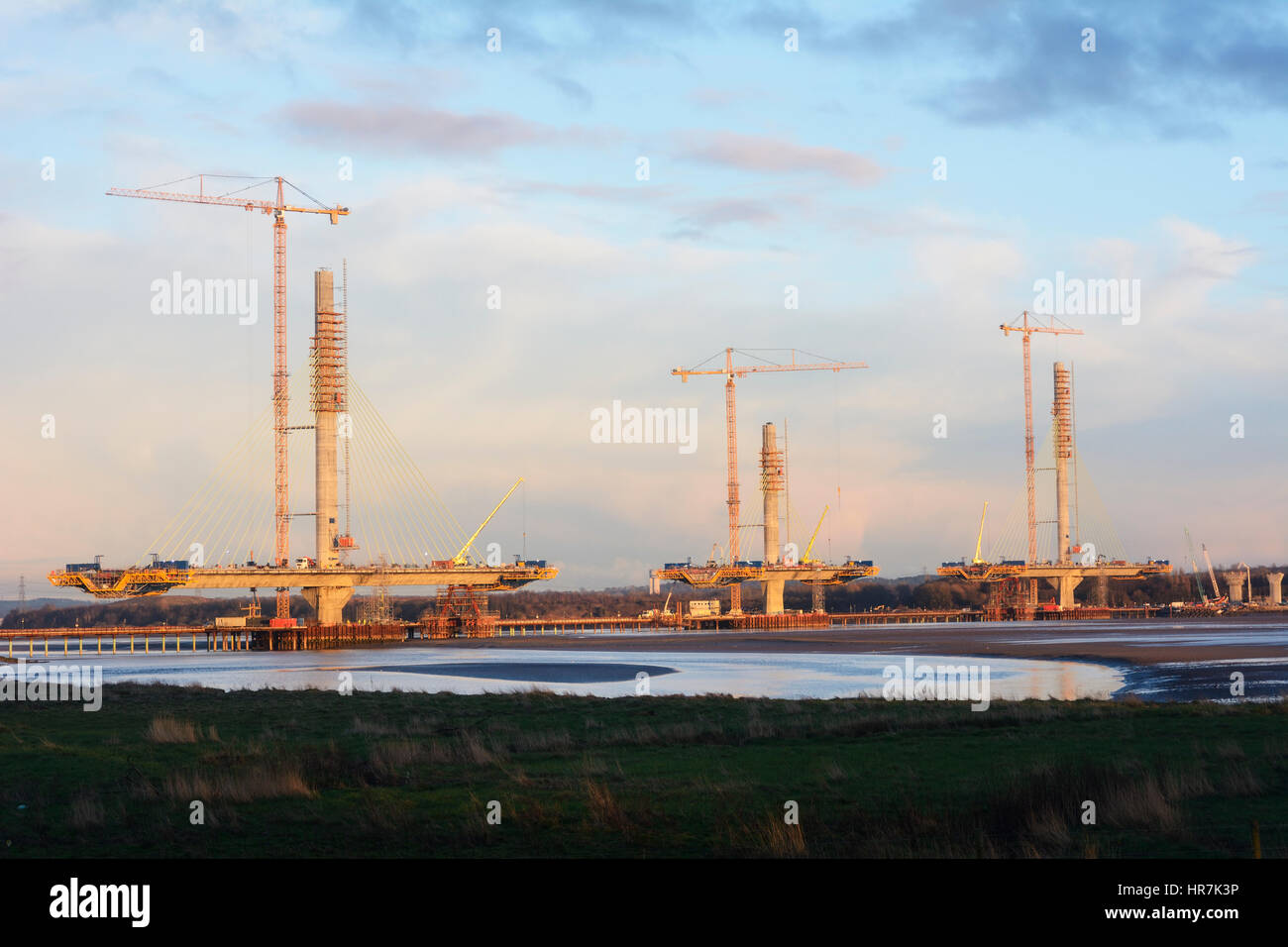 Construction de nouveaux Runcorn Widnes Pont sur la rivière Mersey. Le Mersey Gateway Projet de construction. Banque D'Images