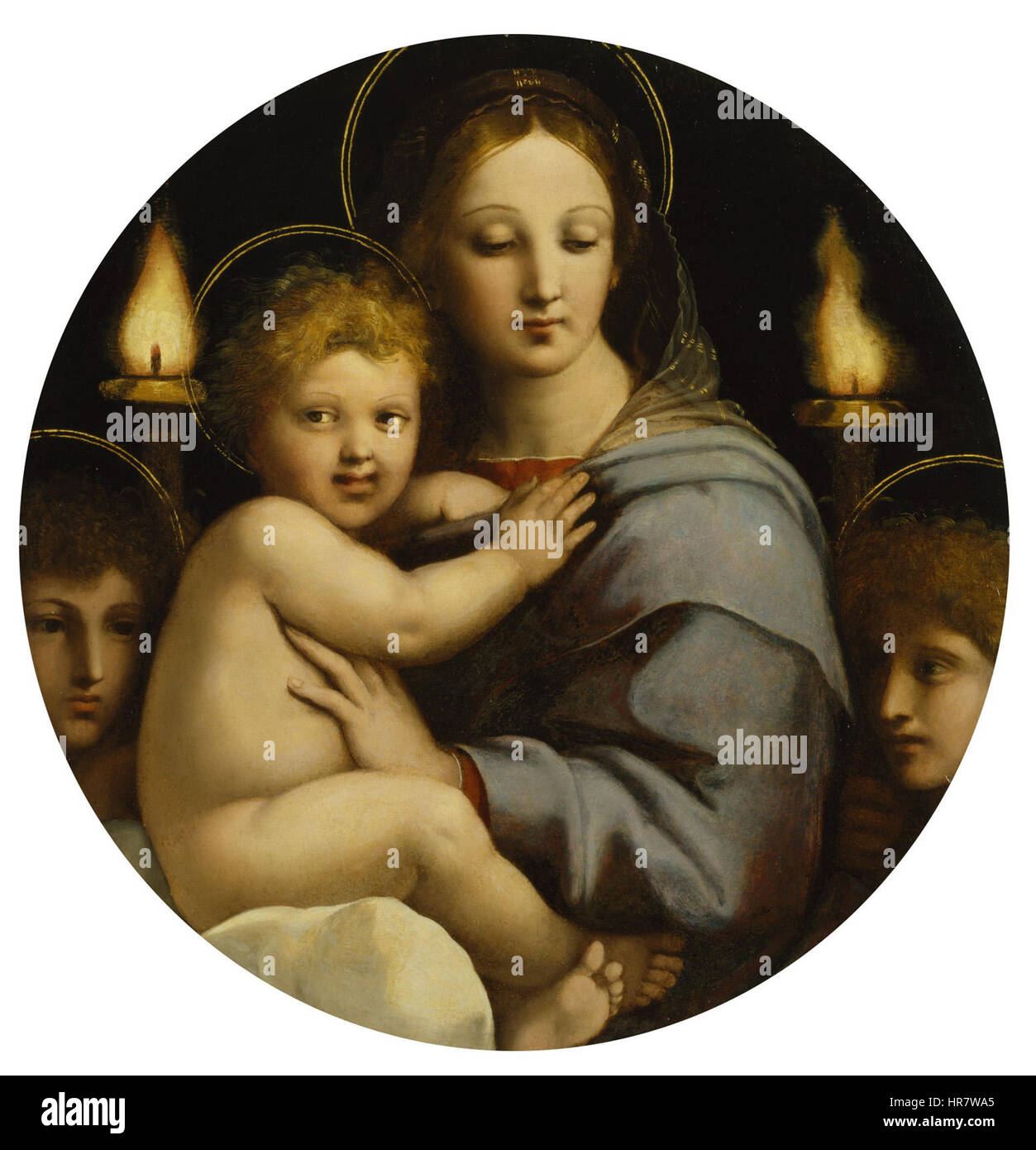 La 'Madone du candélabre', attribuée à l'atelier de Raphaël, représente la Vierge Marie tenant l'enfant Jésus avec grâce élégante, entourée de candélabres et de symboles divins. Banque D'Images