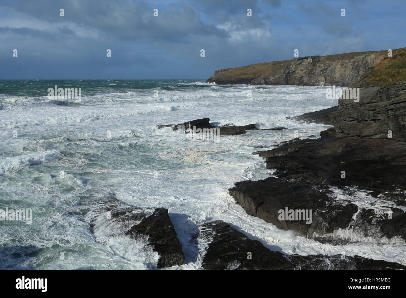Trebarwith Strand, North Cornwall, tempête Banque D'Images