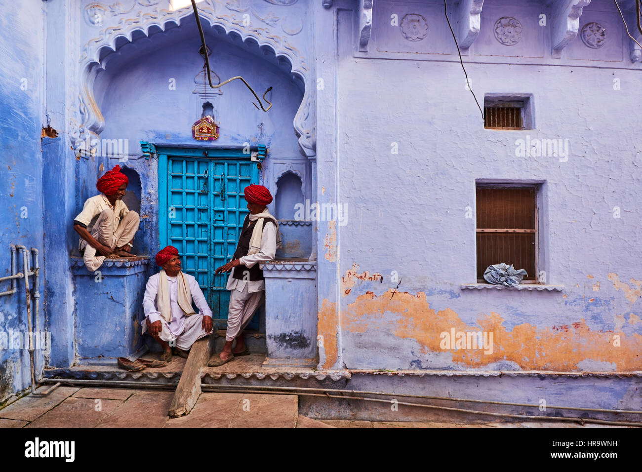 L'Inde, Rajasthan, Jodhpur, la ville bleue, le temps de conversation Banque D'Images