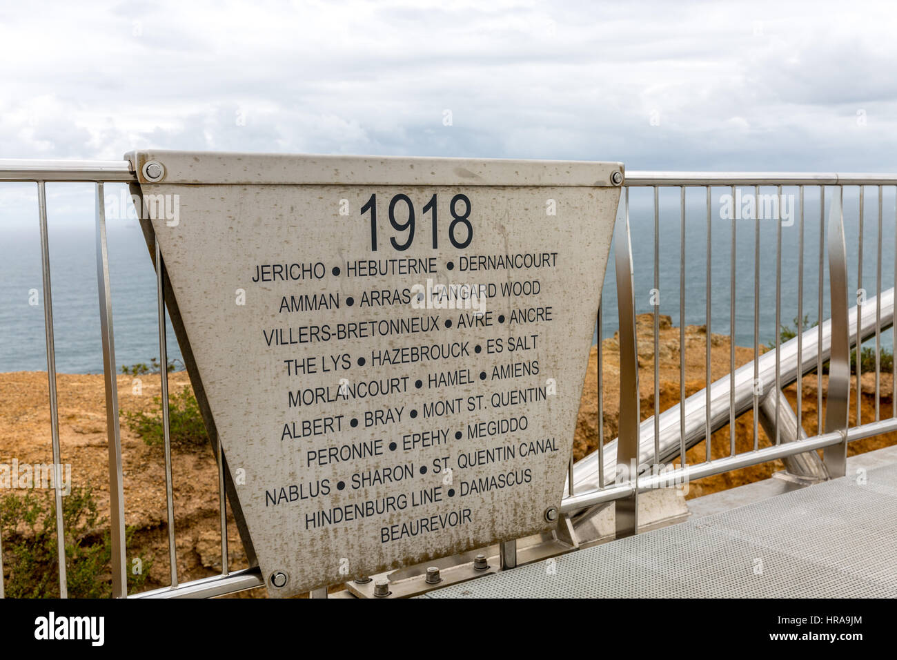 Marche à Newcastle Memorial construit à célébrer le 100e anniversaire de l'atterrissage de Gallipoli en 1915 et début de la fabrication de l'acier à Newcastle, Australie Banque D'Images