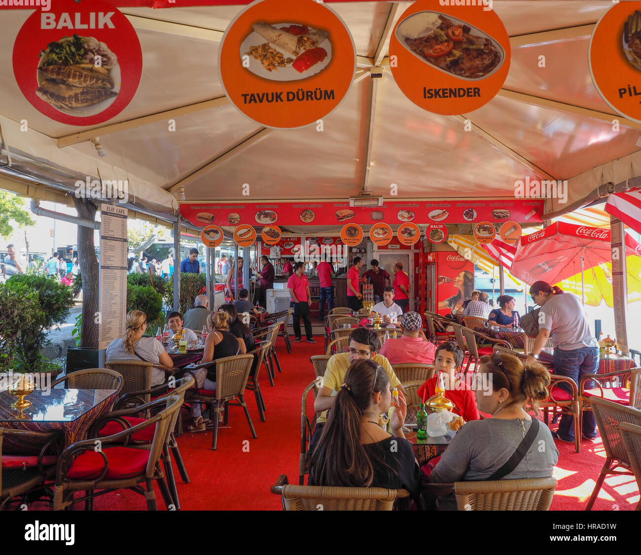 RESTAURANT KADIKOY ISTANBUL Turquie Banque D'Images