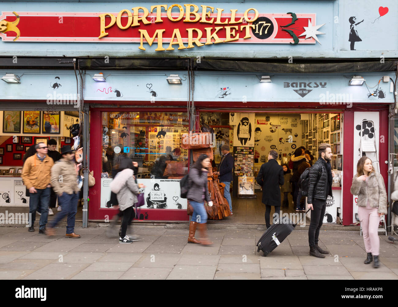 Le marché de Portobello, Portobello Road, Notting Hill, London England UK Banque D'Images