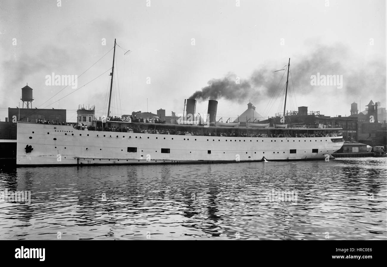 Le S.S. Eastland, à Cleveland (Ohio), autour de 1911. Banque D'Images