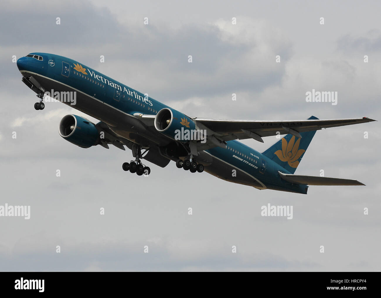 Vietnam Airlines Boeing 777 - de l'aéroport Heathrow de Londres Banque D'Images