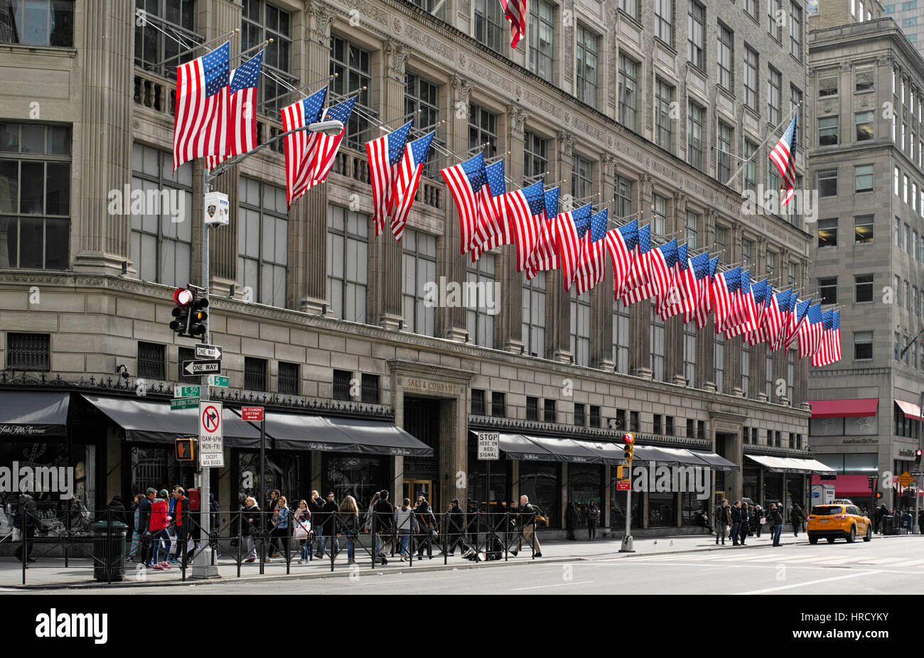 Magasin Saks 5th Avenue Banque D'Images