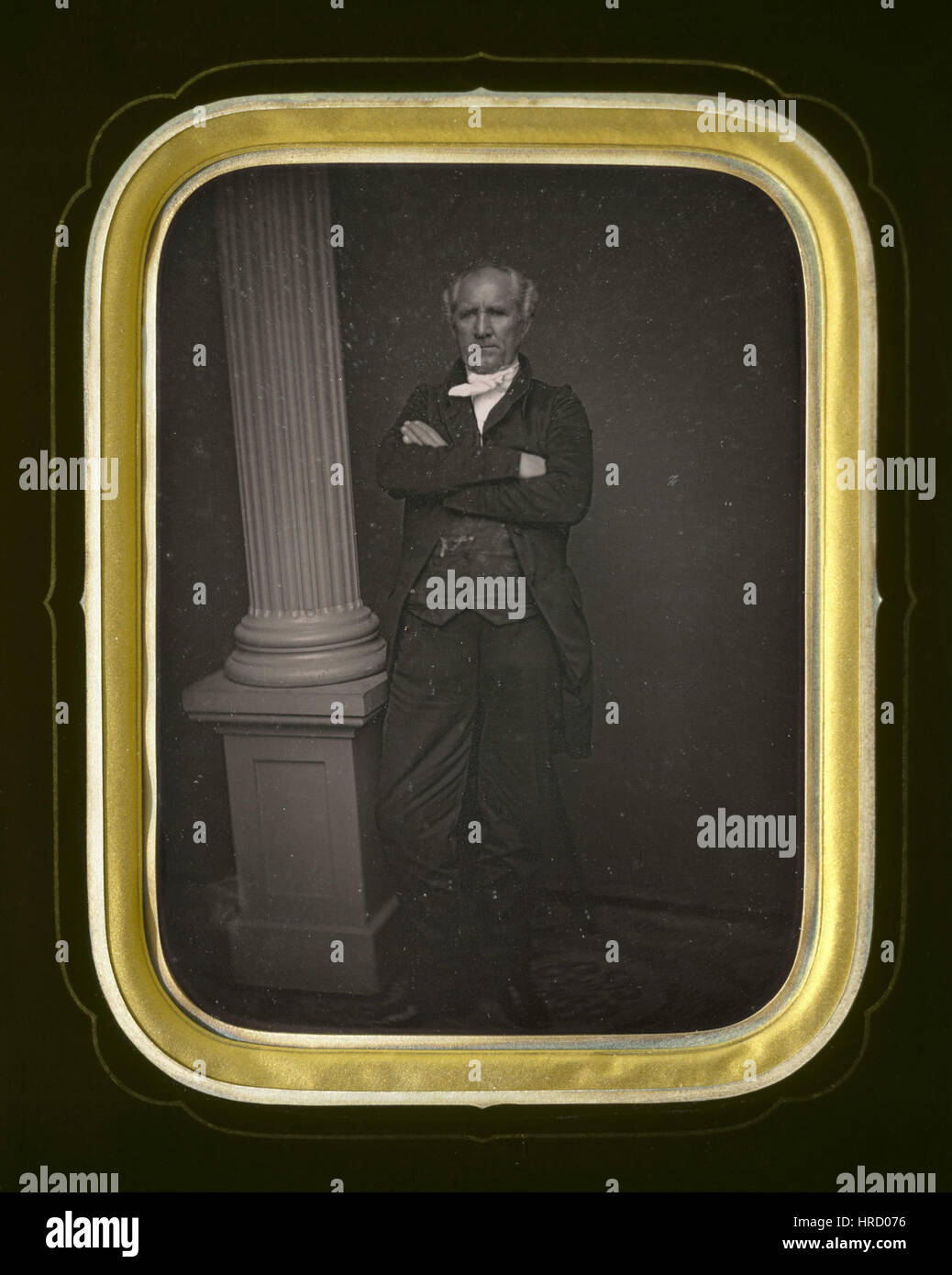 Le portrait de Samuel Houston par les frères Meade présente la figure éminente de la révolution texane, dépeignant son expression forte et déterminée. Le leadership de Houston pendant les moments cruciaux de l’histoire du Texas est capturé dans cette image détaillée et digne. Banque D'Images