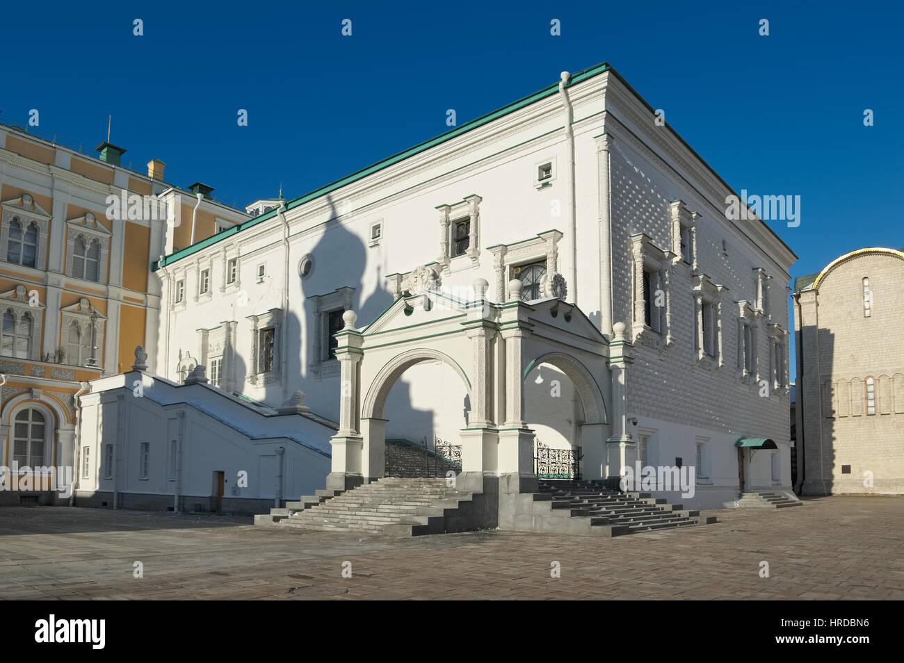 Chambre de multiples facettes le Kremlin de Moscou, a reçu son nom en raison de façades de calcaire blanc face quadrangulaire, a été construit dans les années 1487-1491 Banque D'Images