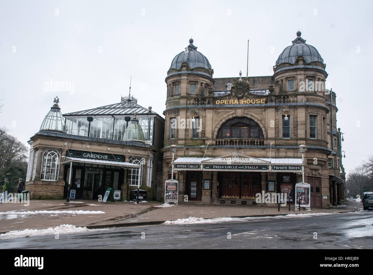 L'avant de l'Opéra de Buxton, Buxton , l'Angleterre, en hiver Banque D'Images