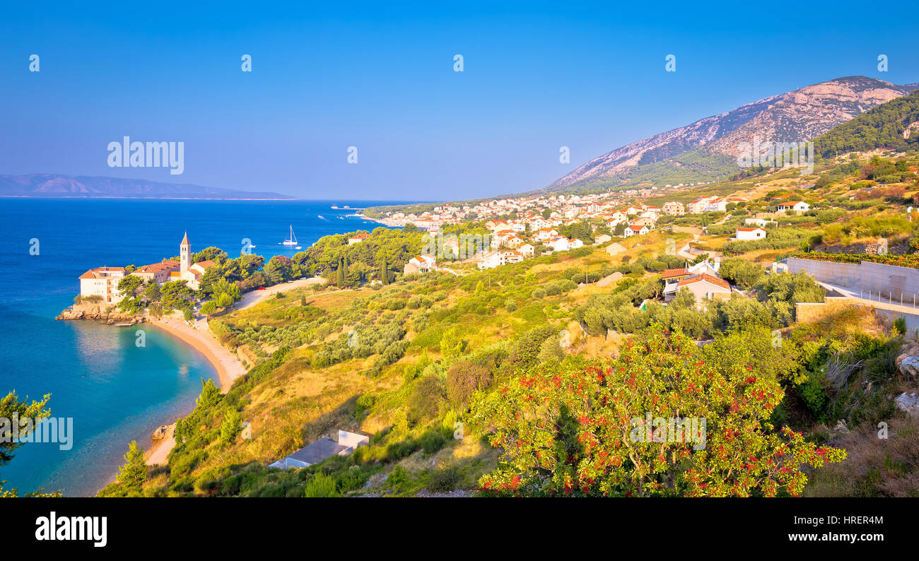 Bol, sur l''île de Brac vue panoramique, Dalmatie, Croatie Banque D'Images