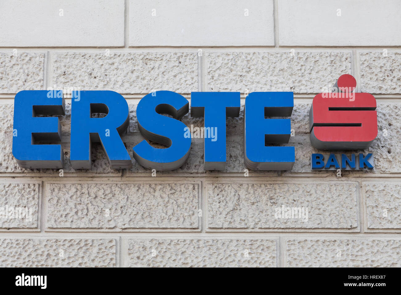 Vienne, Autriche, 31 déc. 7th, 2017 - ERSTE SPARKASSE est la deuxième banque de grands consommateurs en Autriche avec des filiales dans l'Europe centrale et orientale Banque D'Images