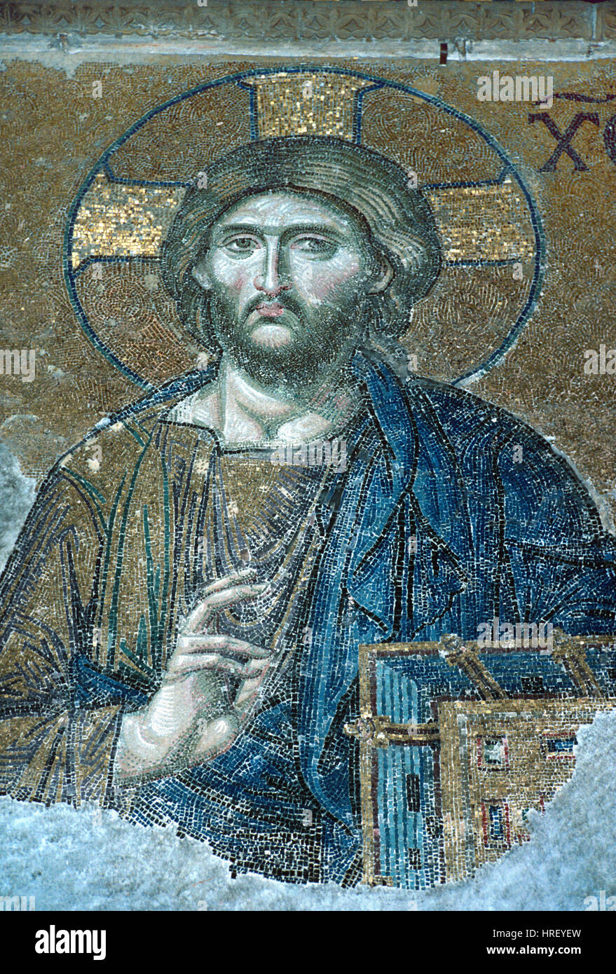 Jésus le Christ ou le Christ Pantocrator tenant une Bible Mosaïque byzantine (c1261) une partie de la mosaïque dans l'Deësis Sainte-sophie, Sancta Sophia ou église ou Basilique Sainte Sophie Istanbul Turquie Banque D'Images