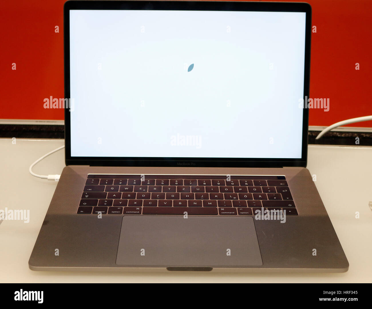 Ein Mac Book Pro von Apple, Berlin. Banque D'Images