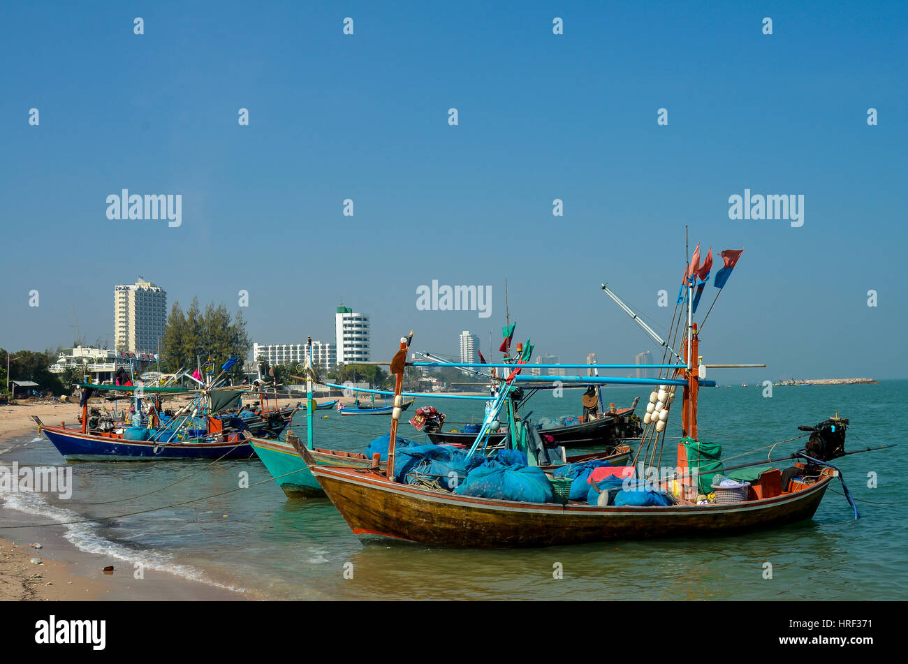 Bateau de pêche dans la région de Cha-am, Thaïlande Banque D'Images