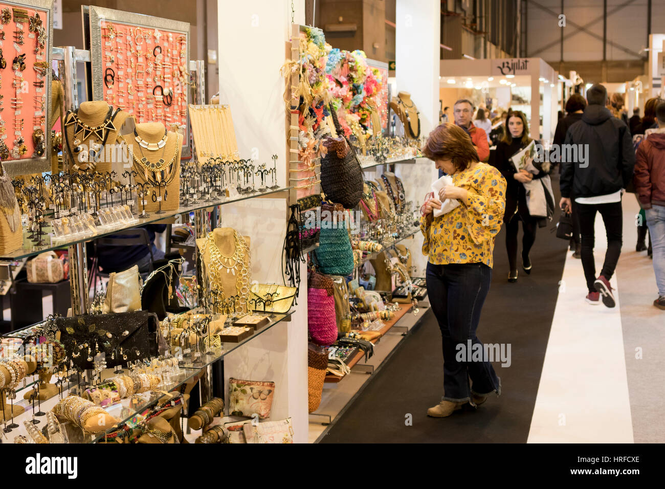 Decorative Stand Jewelry Bijouterie Banque d'image et photos - Alamy