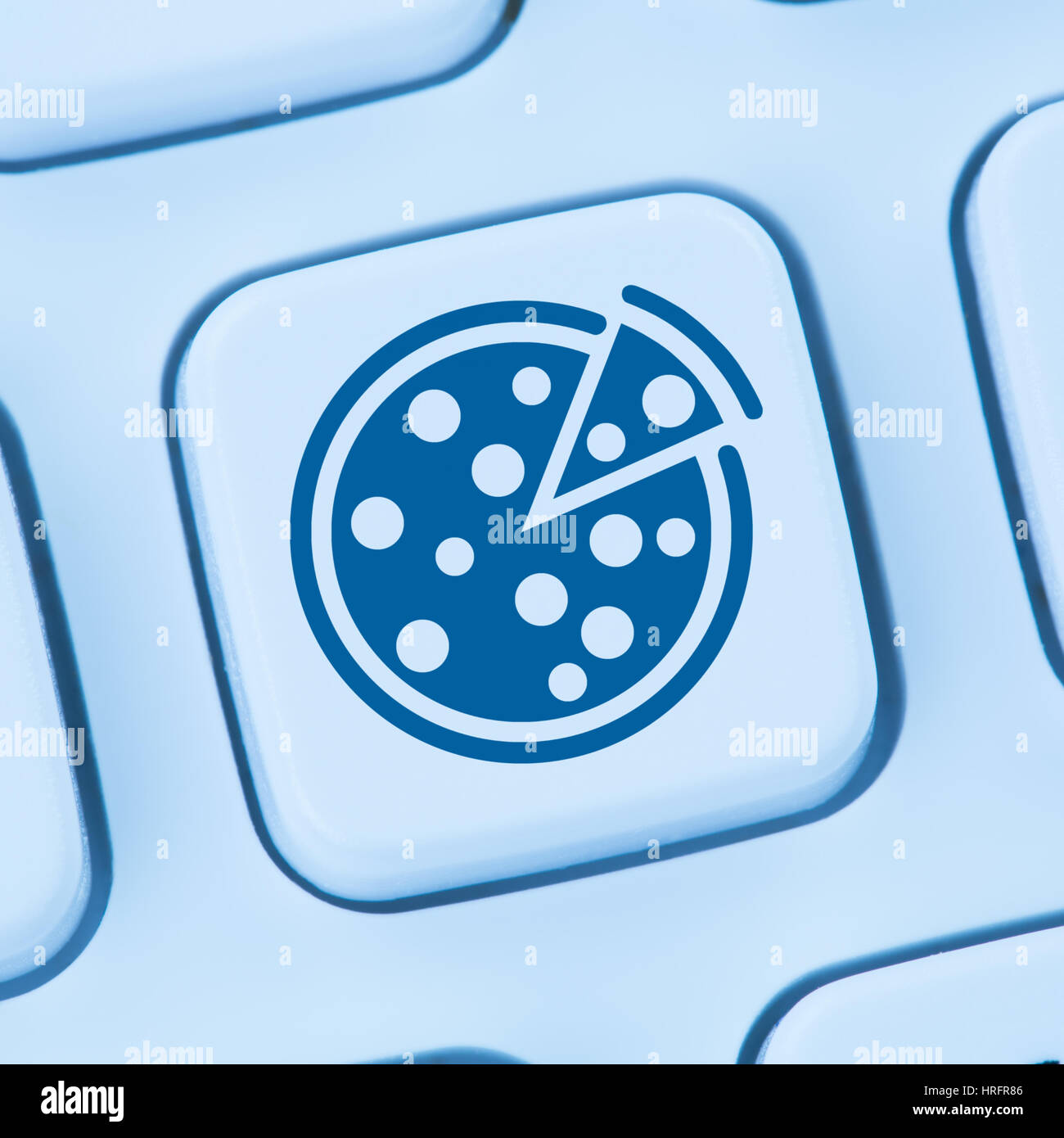Commander une pizza en ligne de livraison de la commande de l'alimentation d'ordinateur clavier bleu internet web Banque D'Images