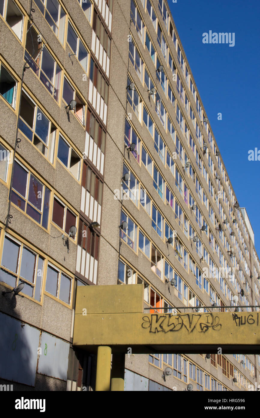 Un bloc de logements sociaux dans le maintenant démolie Heygate Estate, dans le sud-est de Londres. Il a été démoli entre 2011 et 2014, dans le cadre de l'éléphant un Banque D'Images