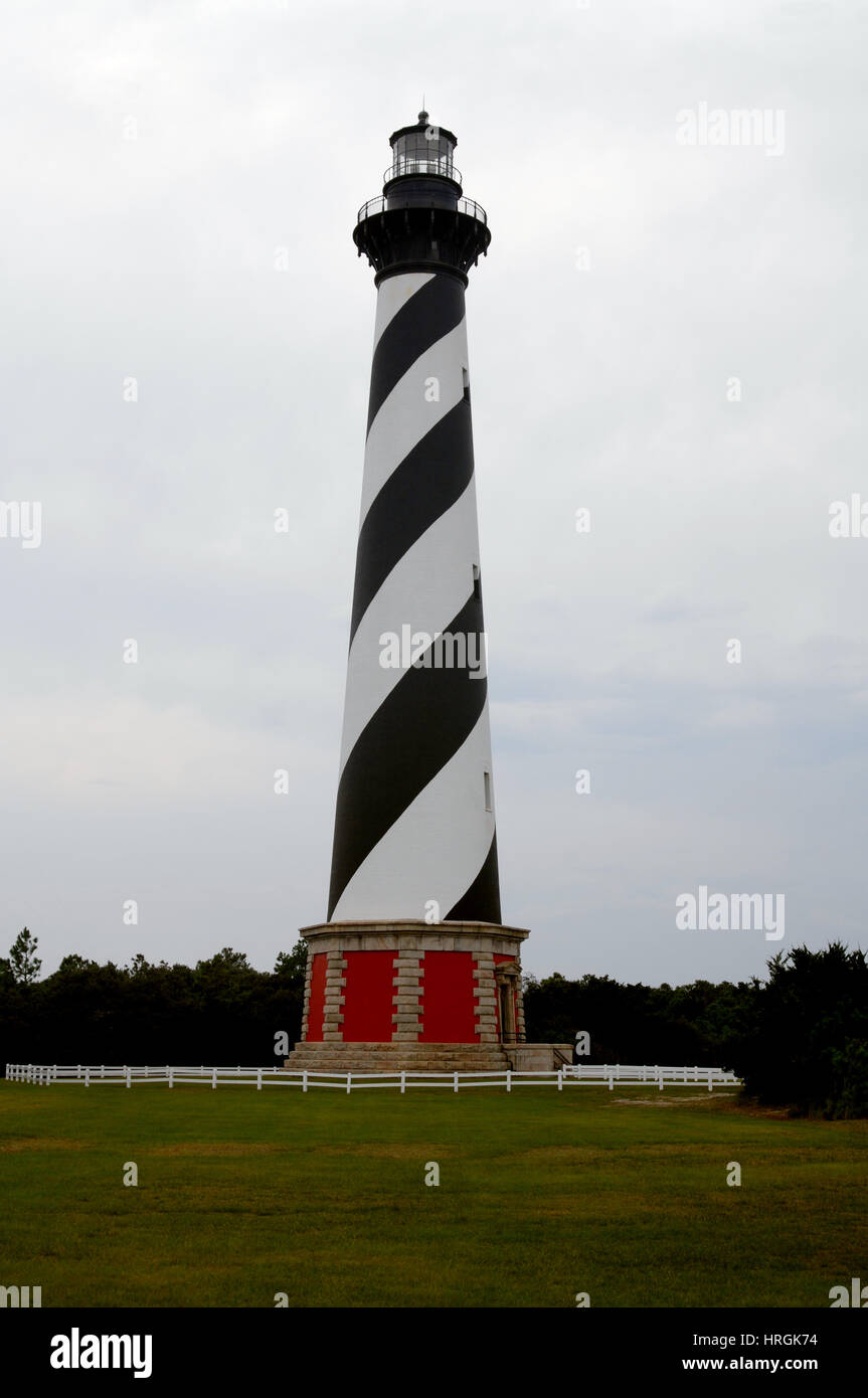 Ciel orageux sur Cape Hatteras lighthouse, Outer Banks, Caroline du Nord. Banque D'Images