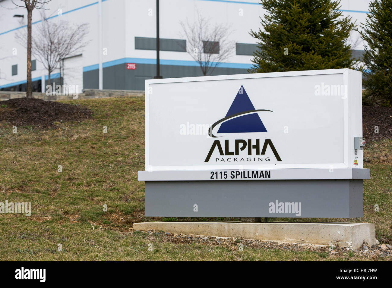 Un logo affiche à l'extérieur d'un établissement occupé par emballage Alpha à Bethlehem, Pennsylvanie le 26 février 2017. Banque D'Images