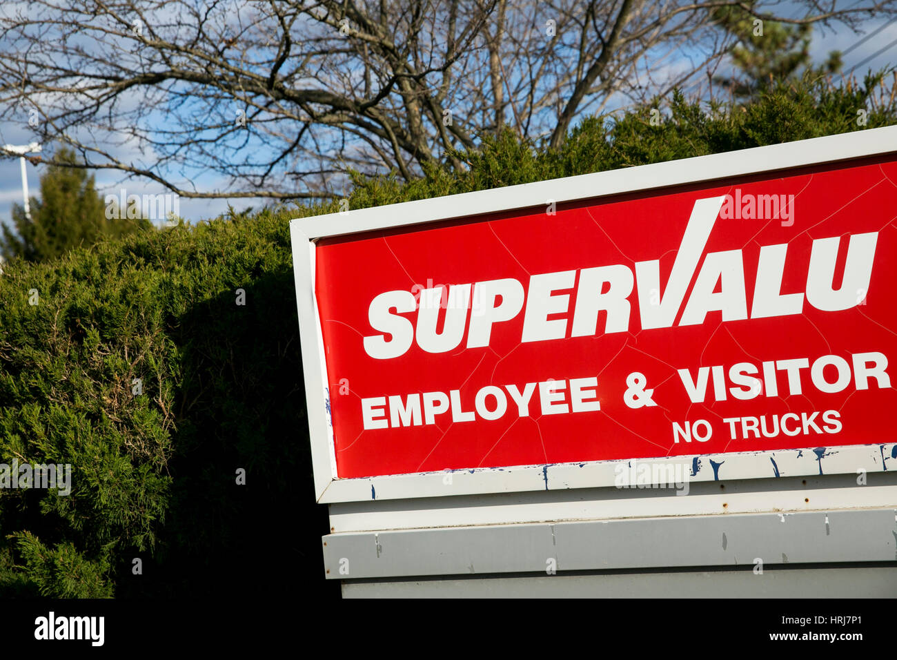 Un logo affiche à l'extérieur d'un établissement occupé par SuperValu, Inc., à Denver, Colorado Le 26 février 2017. Banque D'Images