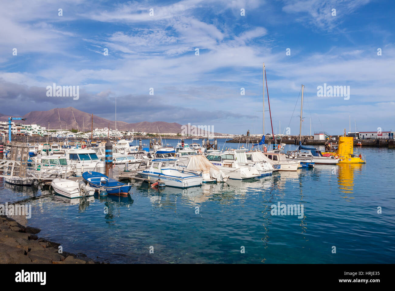 Image de bateaux dans Costa Blanca, Lanzarote, îles Canaries, Espagne Banque D'Images