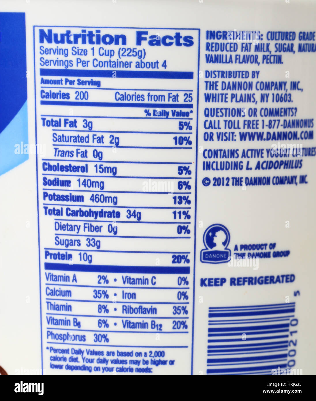 La Valeur Nutritive De Yaourt A Haute Teneur En Sucre Photo Stock Alamy