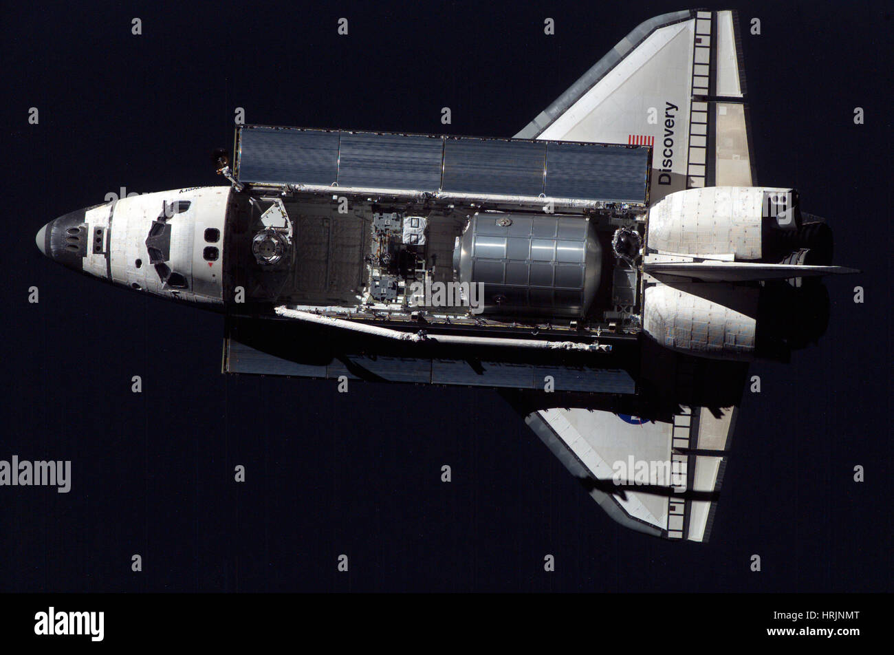 STS-114, la navette spatiale Discovery, l'ISS de droit Banque D'Images