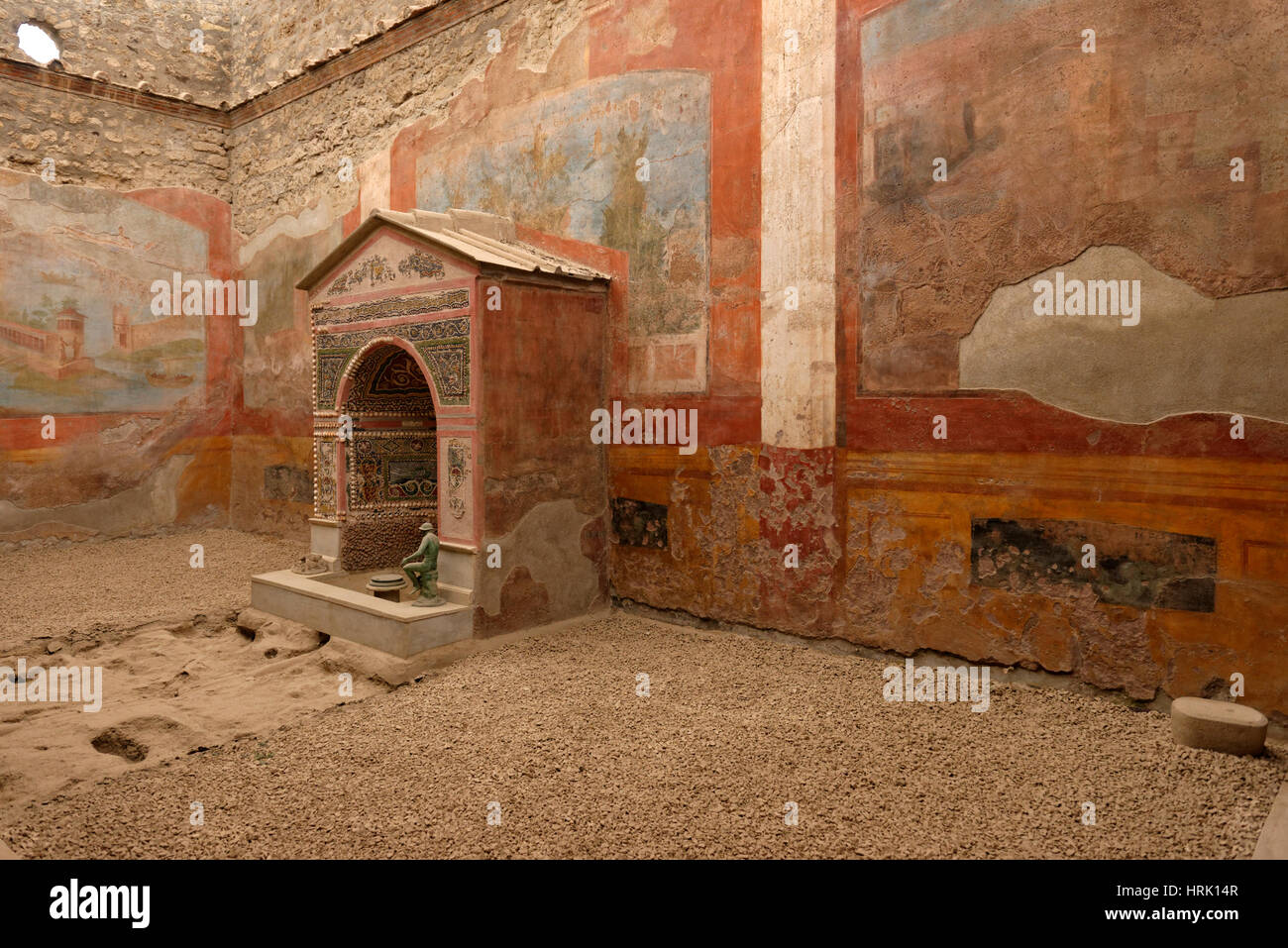 Culte de mosaïques et de fresques, Villa romaine, Casa Fontana piccola, ville ancienne, Pompéi, Campanie, Italie Banque D'Images