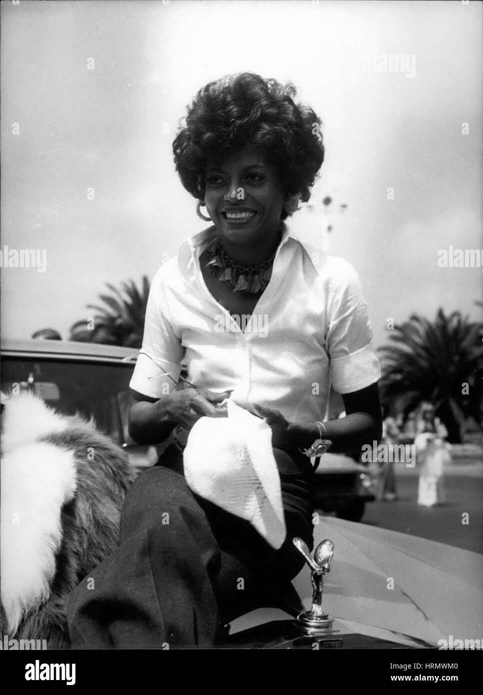 25 mai 1973 - Diana Ross est arrivé à Nice pour présenter le film Sydney Furie, ''Lady Sings the Blues, '' au Festival de Cannes. Elle a joué dans la Billie Holiday film biographique. (Crédit Image : © Keystone Press Agency/Keystone USA par ZUMAPRESS.com) Banque D'Images