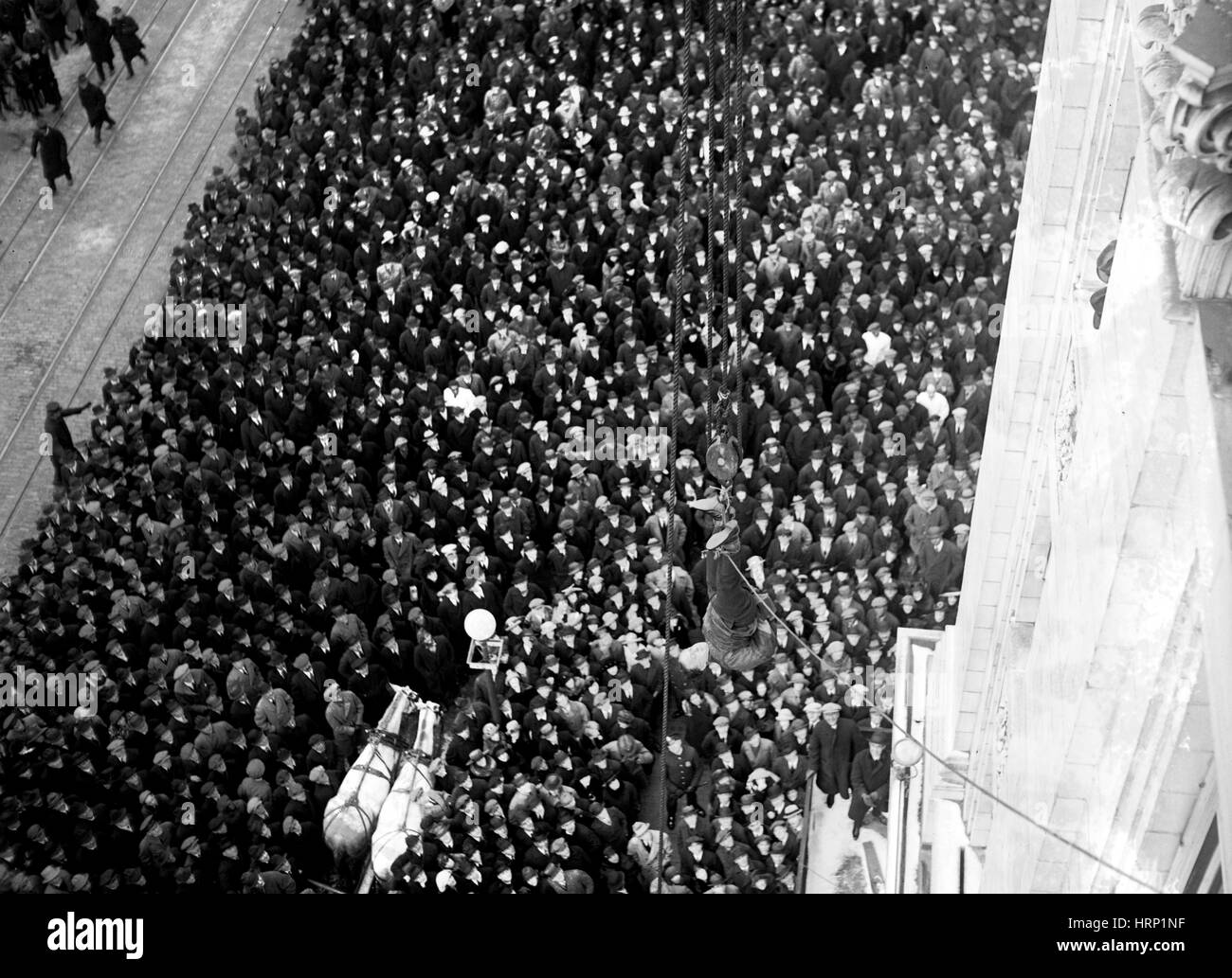 Carcan suspendu Houdini Escape, 1922 Banque D'Images