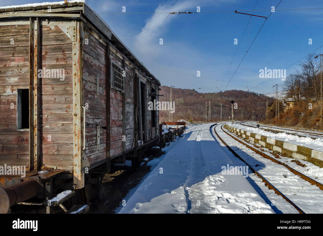 Et l'extérieur de la gare de marchandises d'un vieux siècle train, Koprivshtitsa, Bulgarie Banque D'Images