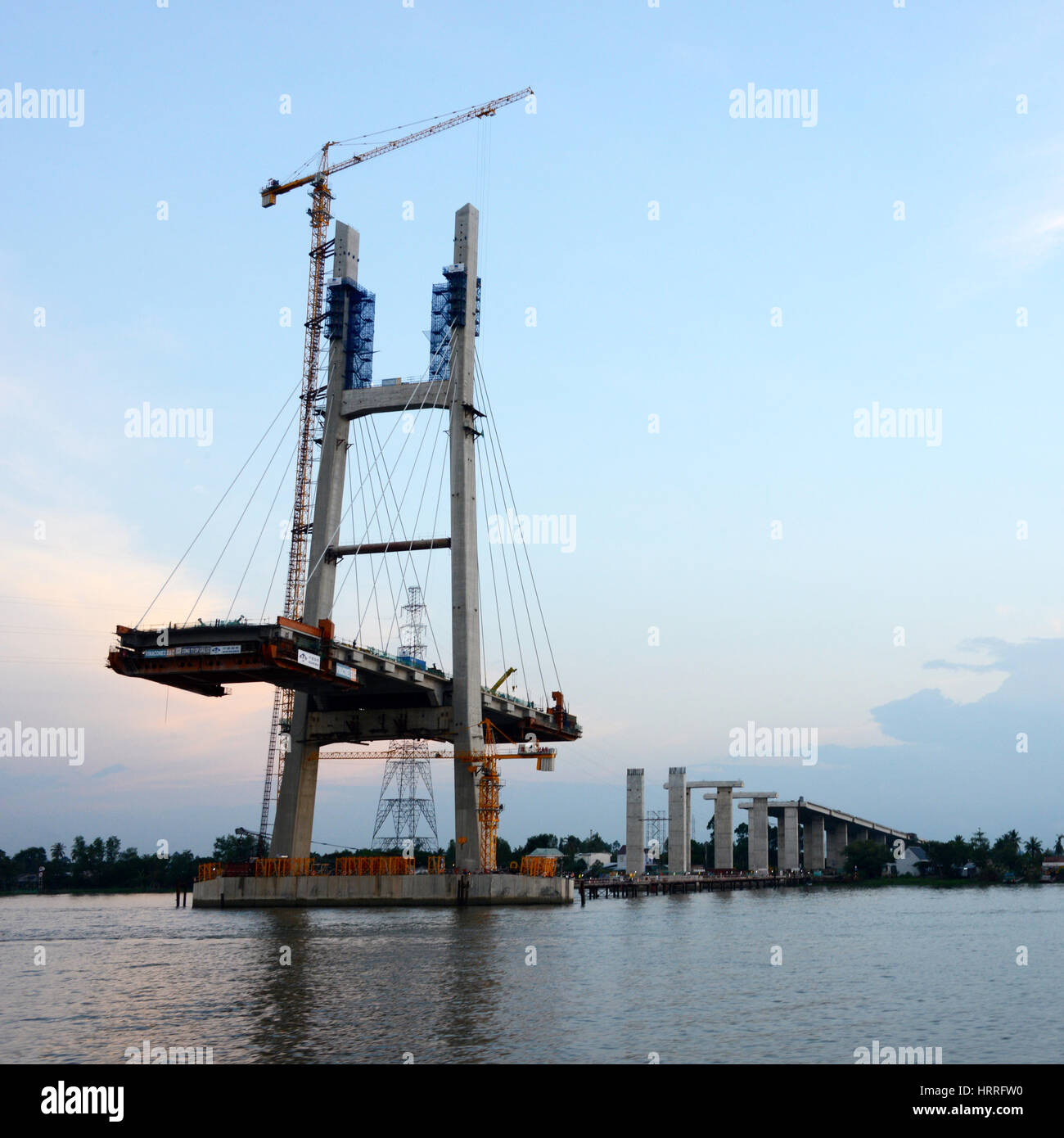 Construction d'un nouveau pont sur le Mékong, Vietnam Banque D'Images