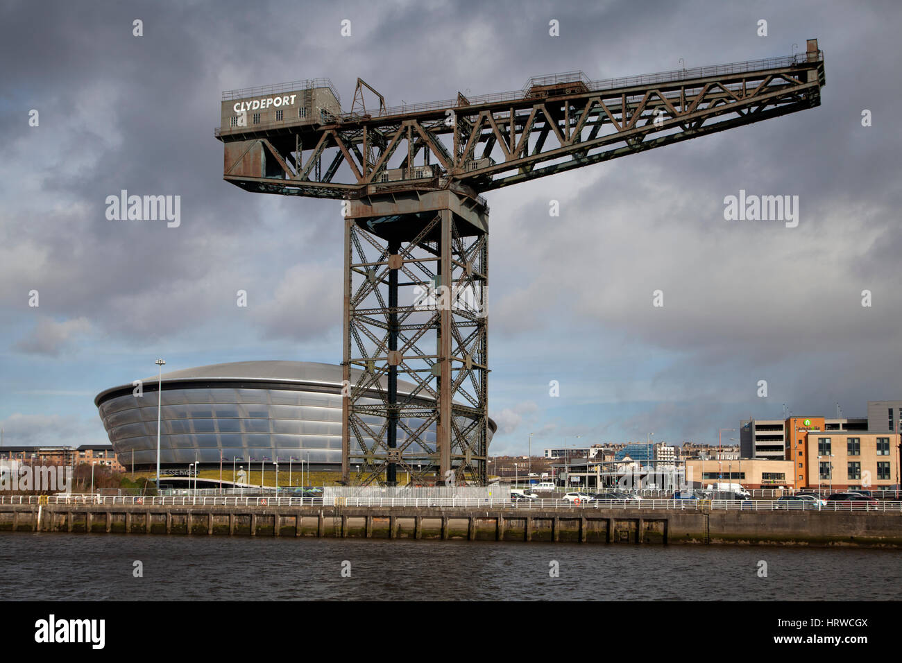 Glasgow, montrant la zone à quai Finnieston Crane et de l'ETI construction hydro Banque D'Images