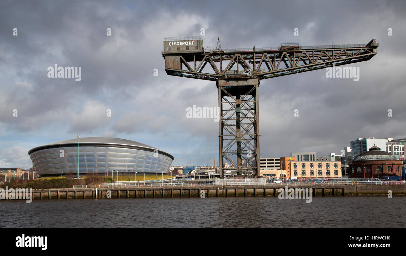 Glasgow, montrant la zone à quai Finnieston Crane, l'ETI construction hydro et la Rotonde Banque D'Images