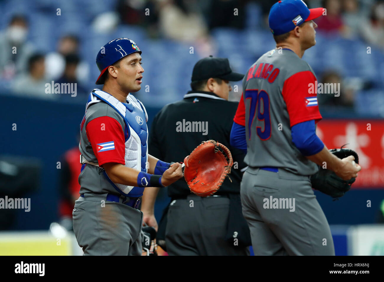 Osaka, Japon. 3e Mar, 2017. (L-R) Frank Morejon, Lazaro Blanco (CUB) Baseball : 2017 World Baseball Classic Exposition match entre la Orix Buffaloes 3-3 Cuba au Kyocera Dome Osaka à Osaka, Japon . Credit : Yohei Osada/AFLO SPORT/Alamy Live News Banque D'Images