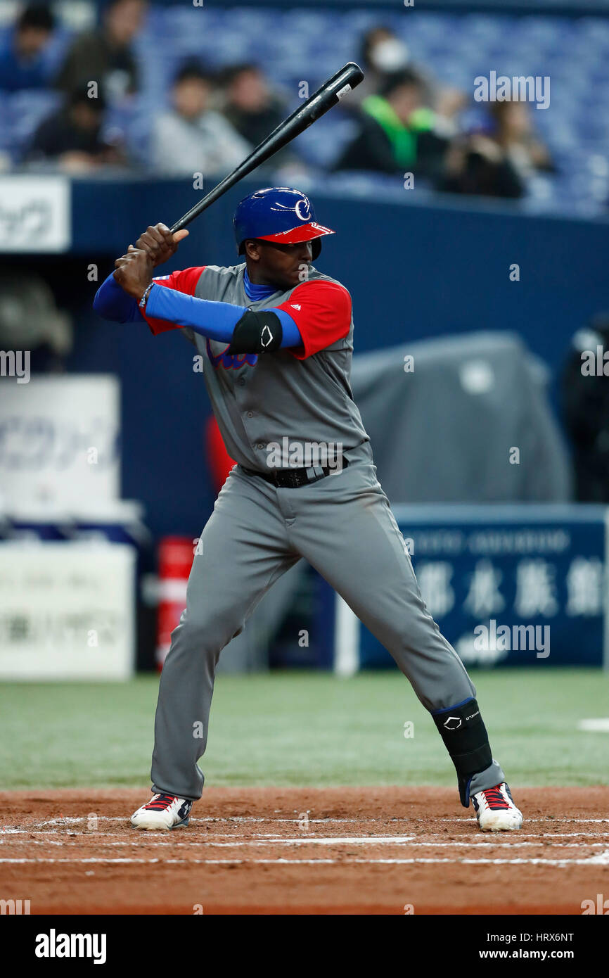 Osaka, Japon. 3e Mar, 2017. Willian Saavedra (CUB) Baseball : 2017 World Baseball Classic Exposition match entre la Orix Buffaloes 3-3 Cuba au Kyocera Dome Osaka à Osaka, Japon . Credit : Yohei Osada/AFLO SPORT/Alamy Live News Banque D'Images