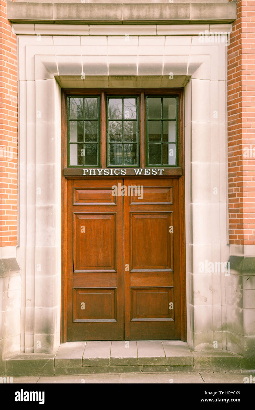 Porte d'entrée à l'Ouest, département de physique Université de Birmingham UK Banque D'Images