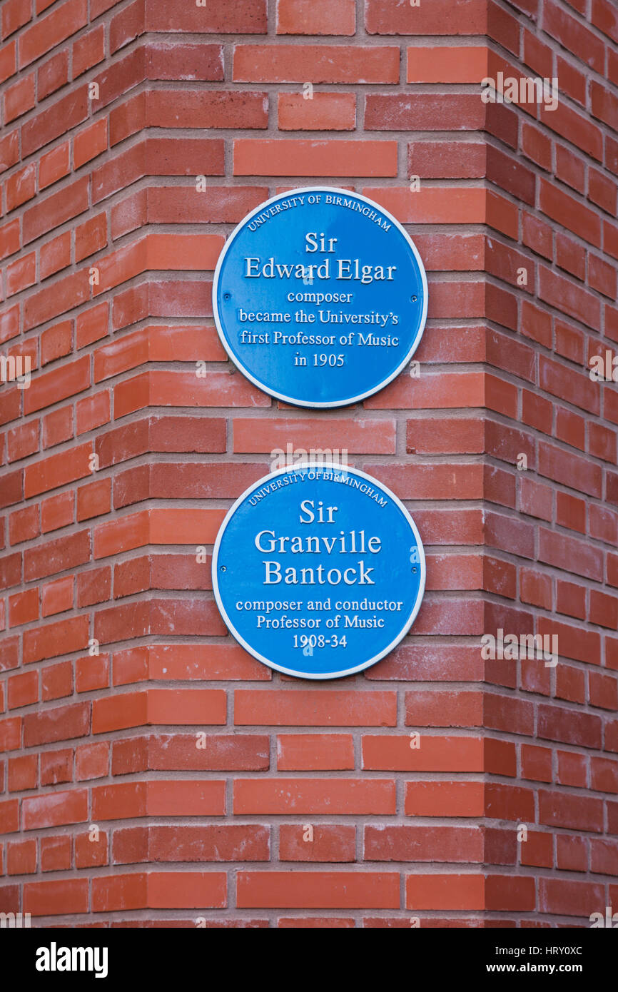 Plaques bleu compositeurs britannique sir Edward Elgar et sir granville bantock, sur le mur du département de musique à l'université de Birmingham Banque D'Images