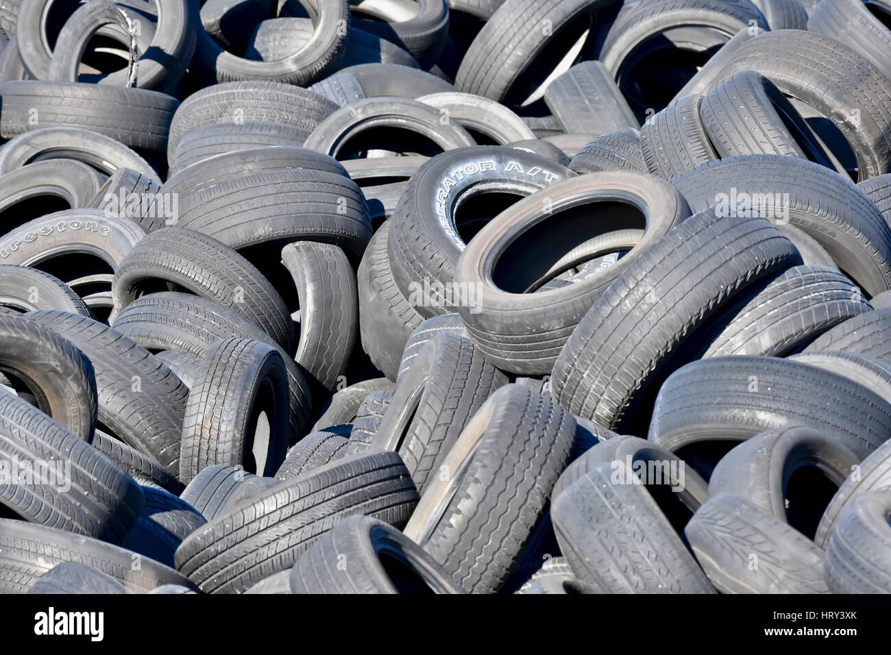 Cimetière des pneus usagés Banque D'Images