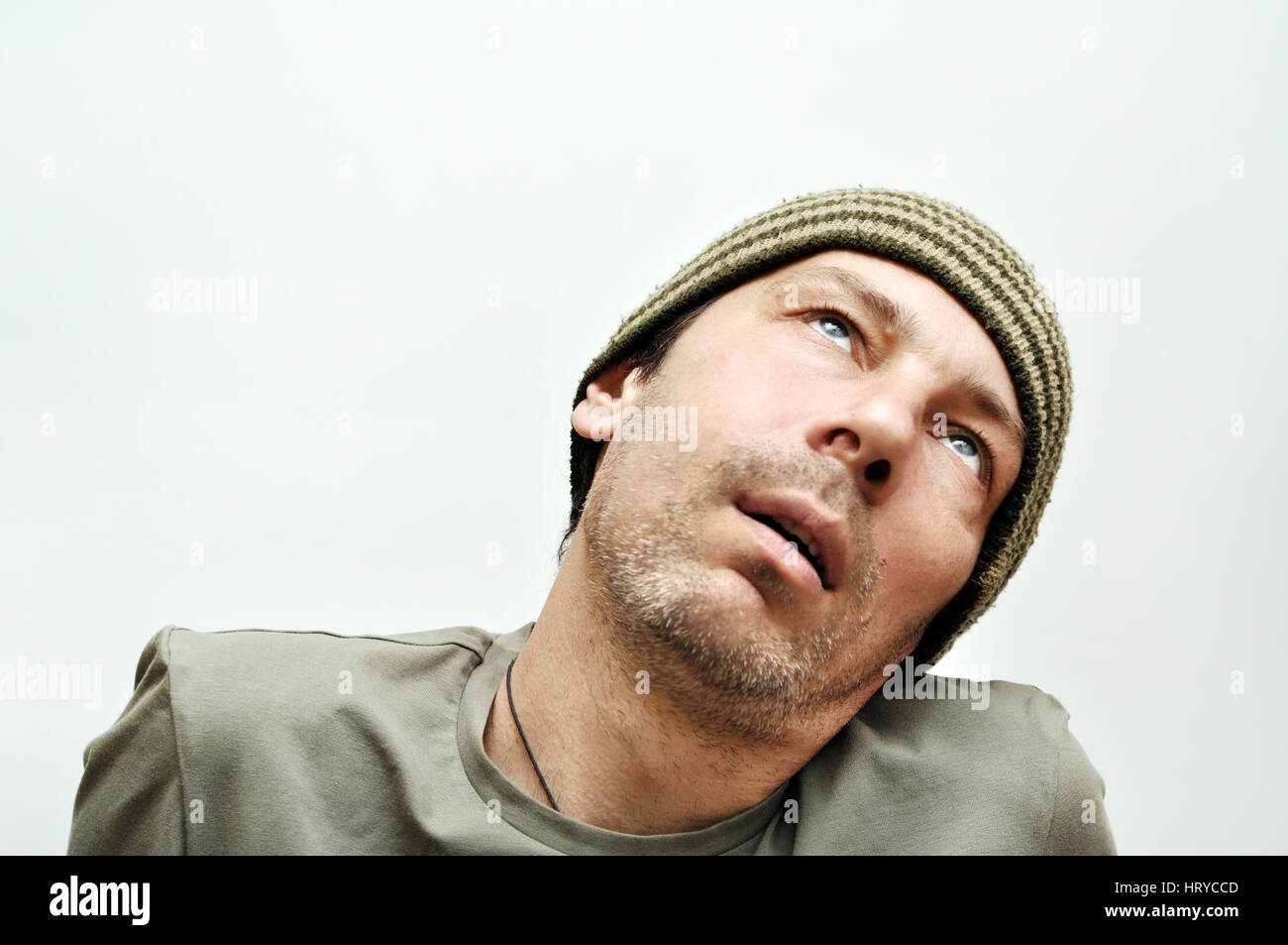 elfbar nachfüll pod läuft aus Homme avec gonflement du visage souffrant de maux Photo Stock